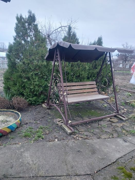 Каченя для саду  кована