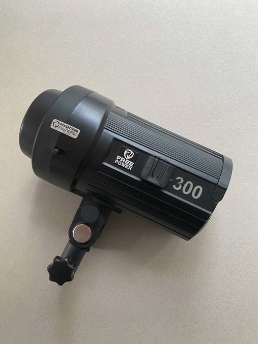 Studyjna lampa błyskowa Jinbei DM2 300