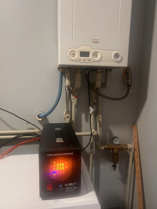 ДБЖ безперебійник ОРИГІНАЛ не китай  інвертор KEMOT 800 1000 prosinus