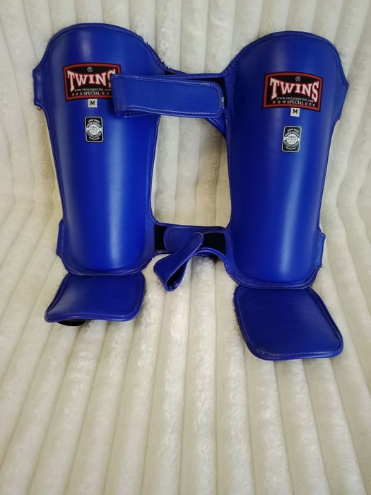 Защита для голени и стопы Twins Special,