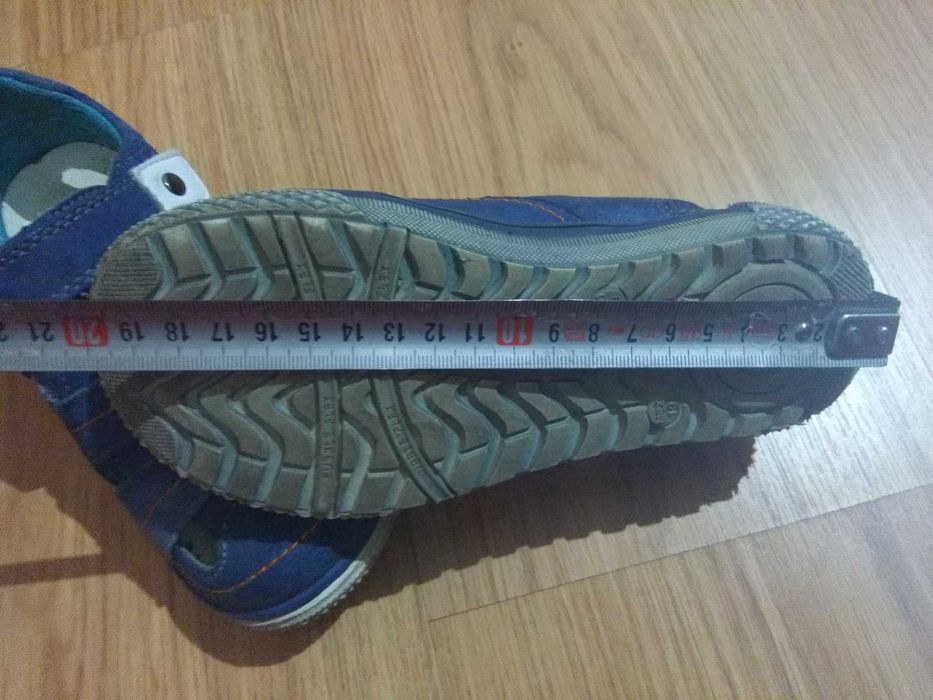 Sandálias menino tam 29 como NOVAS