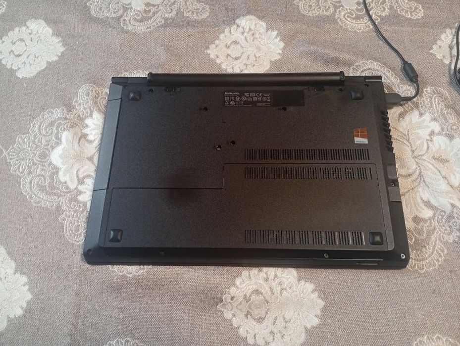 Ноутбук леново Lenovo
