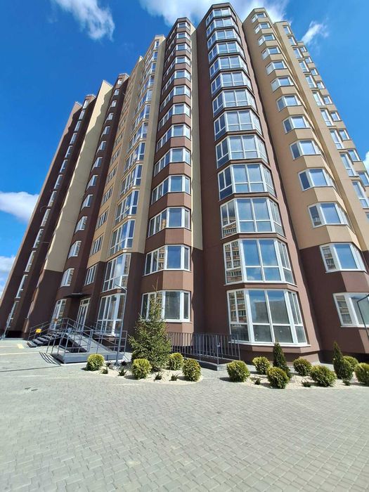 Продам 2 комнатную квартиру 65кв.м. в новом доме с начатым ремонтом на Поселке Котовского