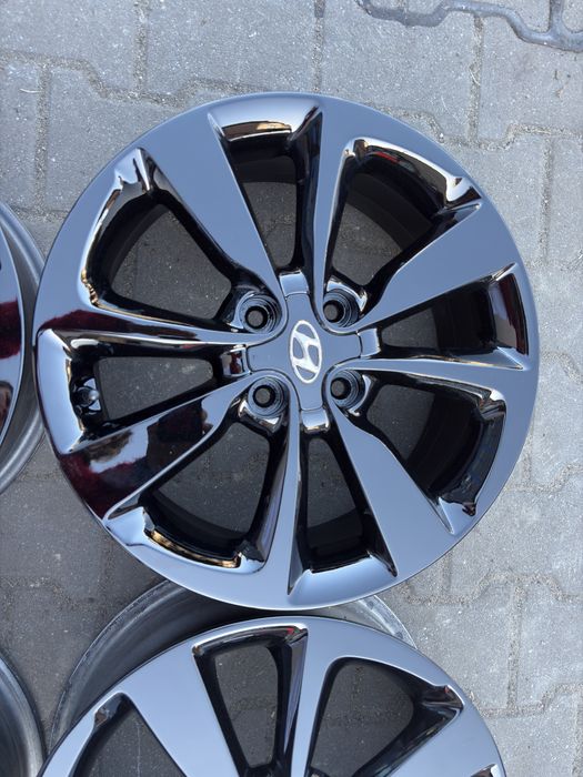Felgi aluminiowe 16 cali Et 50 4x100 Hyundai I20 czujniki TPMS