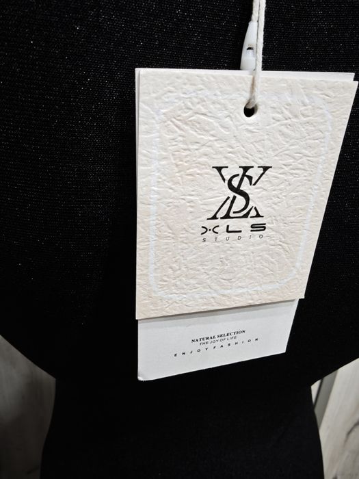 Nowa długa czarna sukienka przód cały ozdobiony cyrkoniami roz xs-m