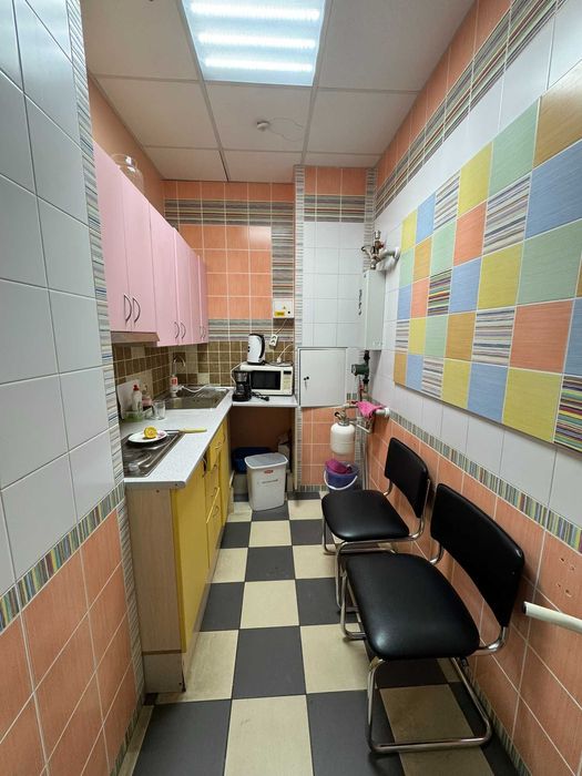 Діюча мед клініка 165 м² у заселеному ЖК | Ліцензії | Готовий бізнес