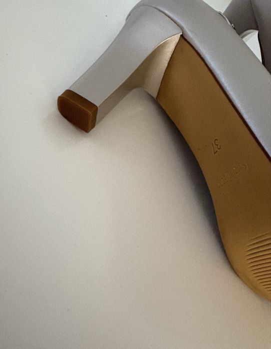 Czółenka Sergio Leone