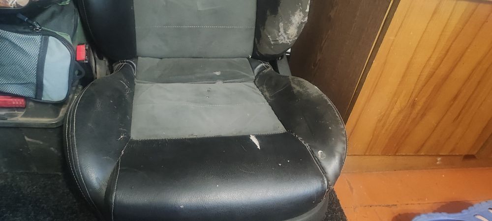 Продам сидіння Skoda,Golf,Passat,Seat