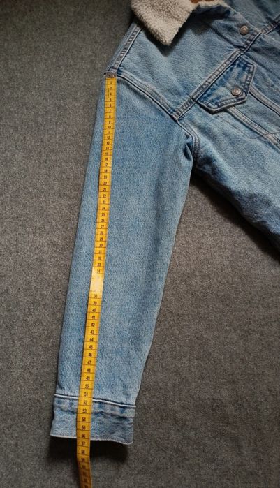 Kurtka Levi's jeans z barankiem