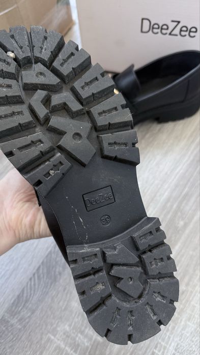 Чорні лофери, 39р