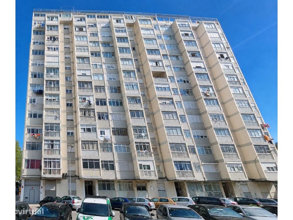T1 com 2 Marquises | Localização Central — Falagueira-Venda Nova, Lisboa