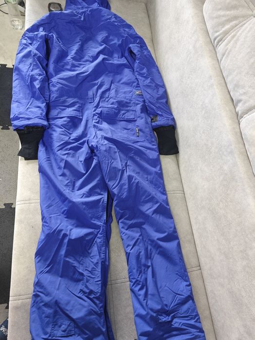 Горнолыжный комбенизон