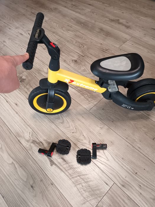 Rowerek biegowy z pedałami