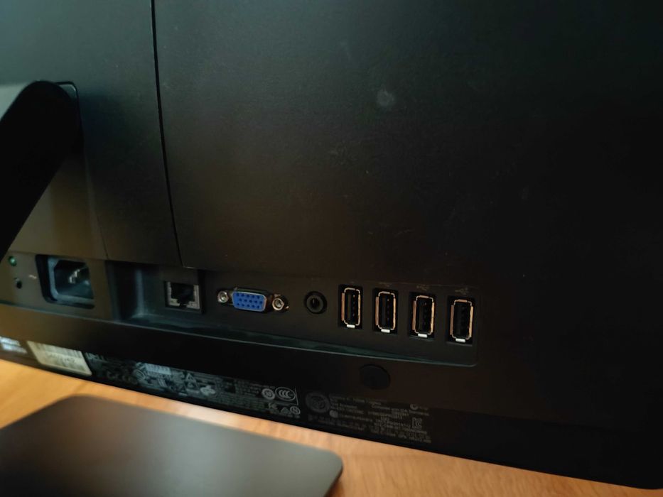 All-in-One PC DELL OP 3030 - Win 10 Pro | i3 - 8gb - 250ssd