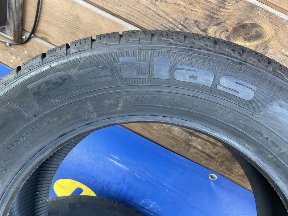 Зимові шини Petlas Explero Winter W671 225/60 R17 103V XL