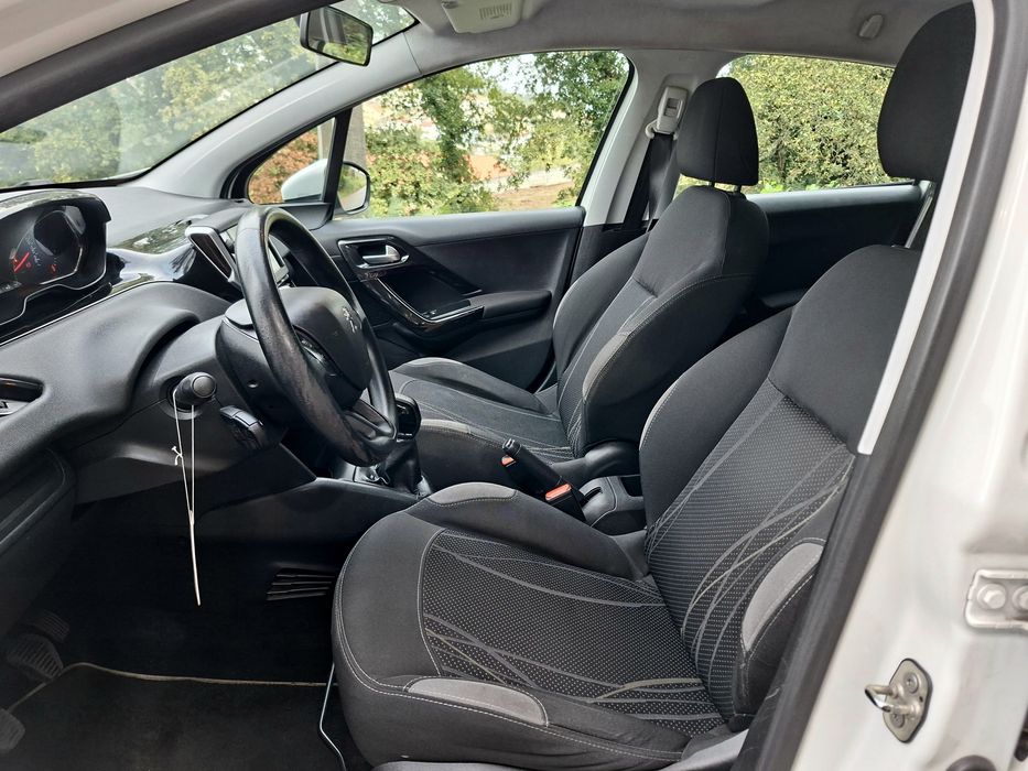 Peugeot 208 VTI Active