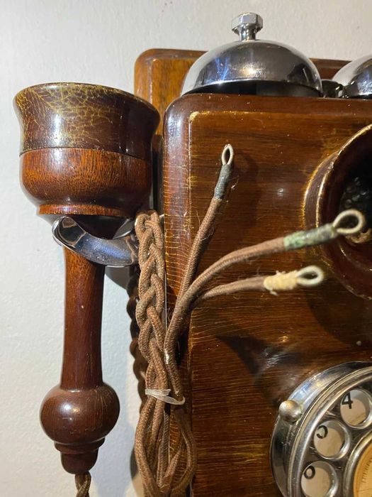 Telefone de parede antigo 1915 – Estojo de madeira, mostrador rotativo, caixa eletrônico mecanismo Liverpool