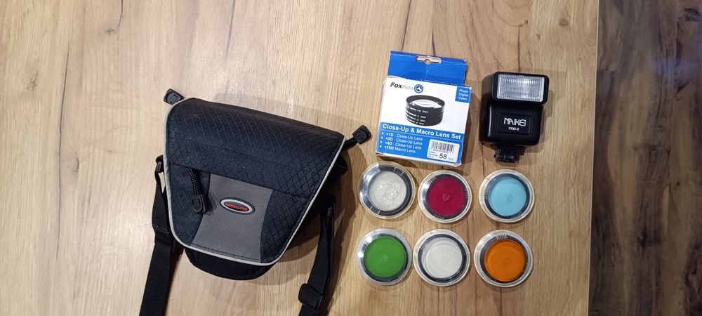 Sprzedam taki zestaw dla fotografa.