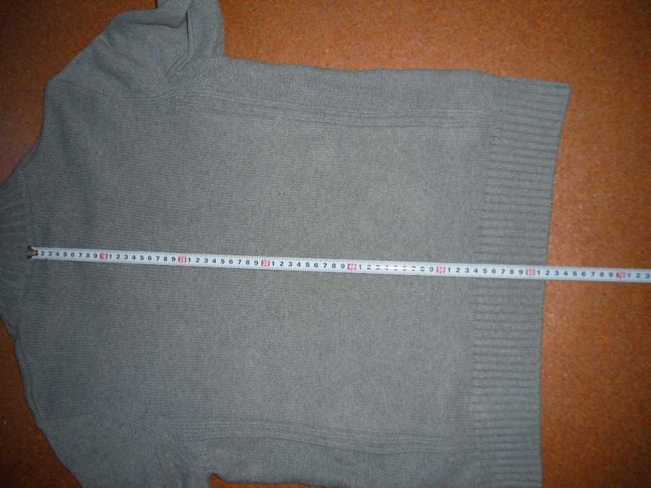 Sweter męski pod szyję  M