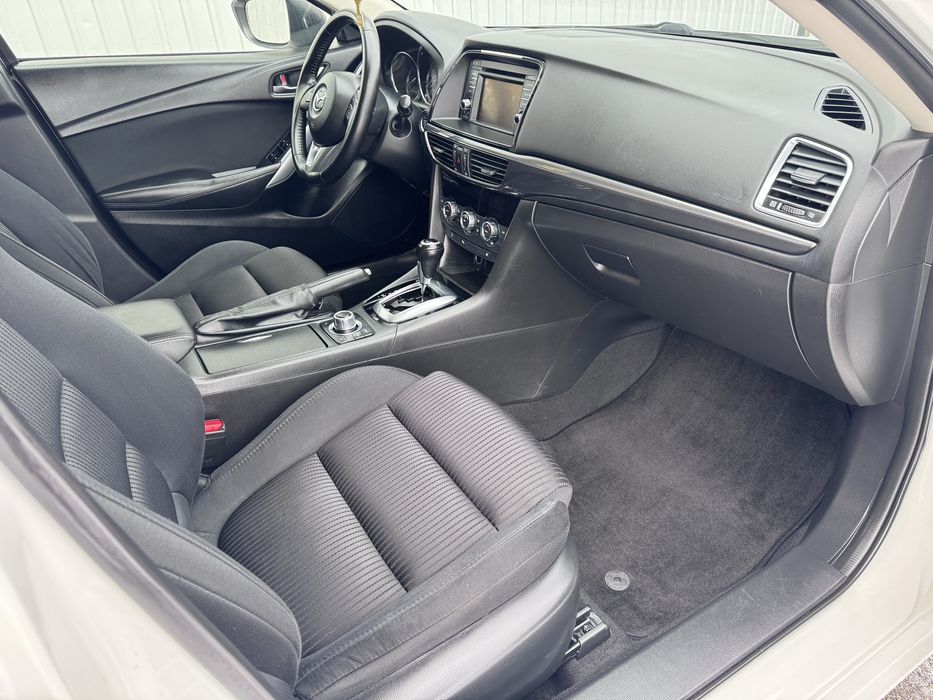 Mazda 6 2.2 d автомат з Швейцарії