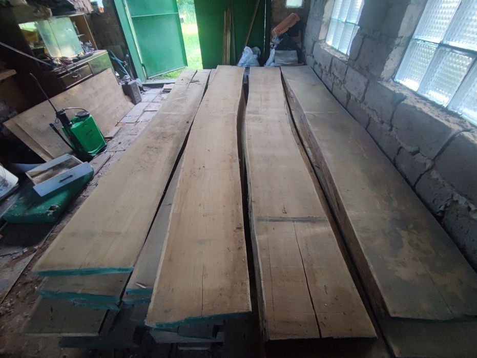 Дошка дубова необрізна суха