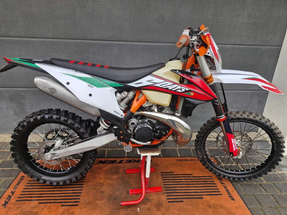 KTM