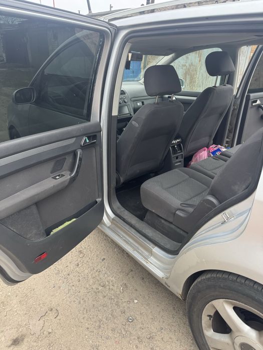 Продам vw touran 2006 2.0tdi