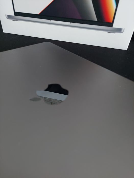MacBook Pro 14" 16gb ram 1000GB SSD M1 Pro