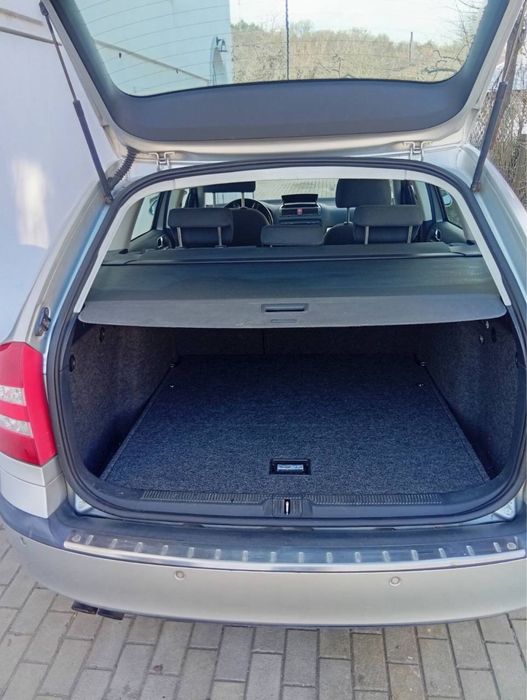 Skoda Octavia 2.0 бензин 4+4