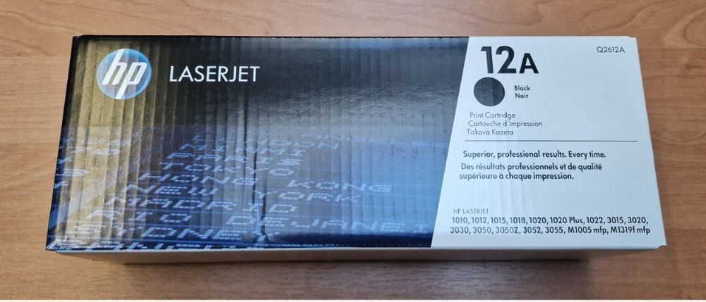 Nowy, zamknięty oryginalny czarny toner HP 12A Laserjet Q2612A