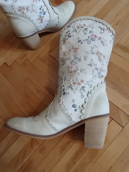Ковбойки шкіряні, з метеликами