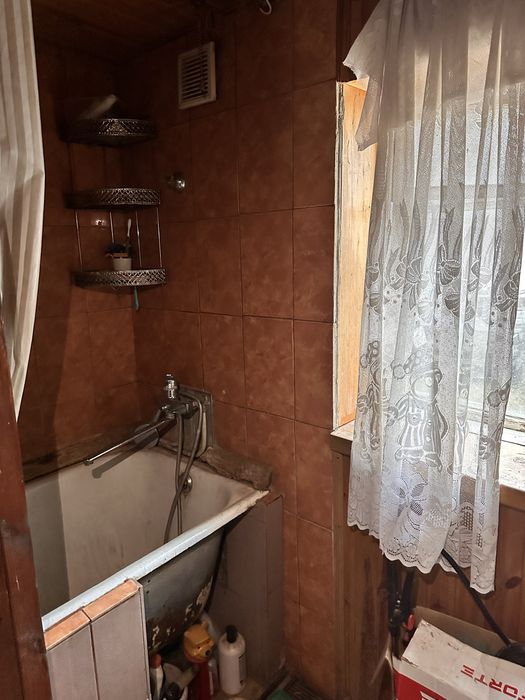 Продаж будинку з ділянкою 25 соток  с. Небелиця, Київська область