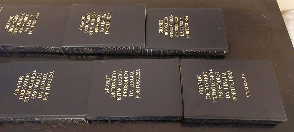 Grande dicionário etimológico-prosódico da língua portuguesa: 9 Vol.