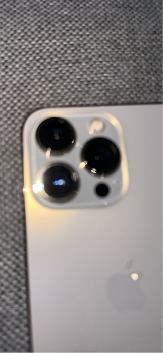 IPhone 13 Pro 128GB Gold . Bateria: 94%