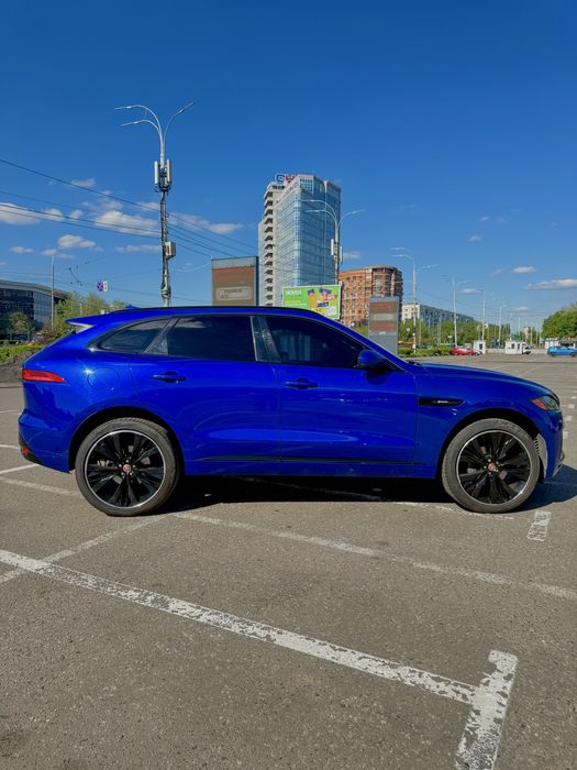 Продам Jaguar F-pace 2019
