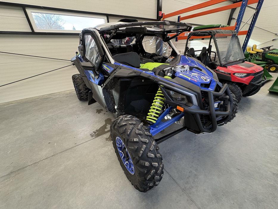 Can-Am Maverick X3 X RS Turbo RR