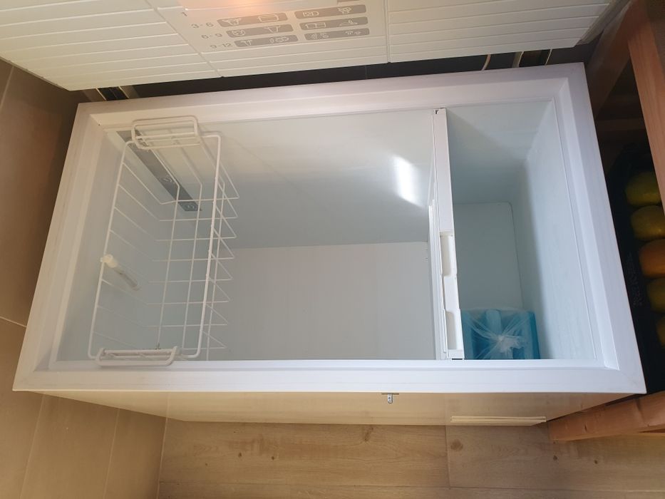 Vendo uma Arca Congeladora Balay