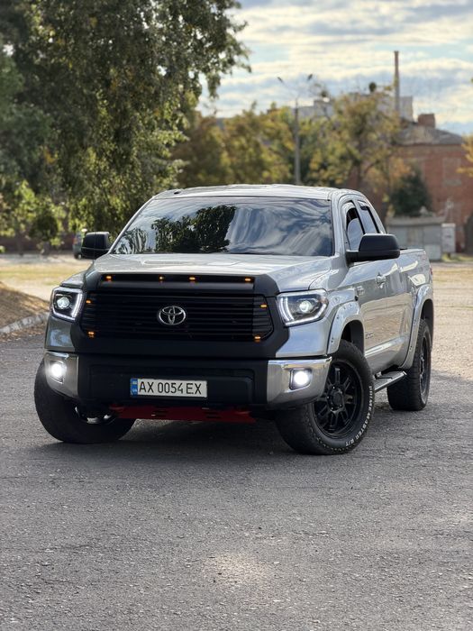 Toyota Tundra 2014