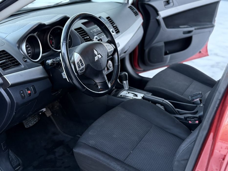 Mitsubishi Lancer, 2.0, автомат
