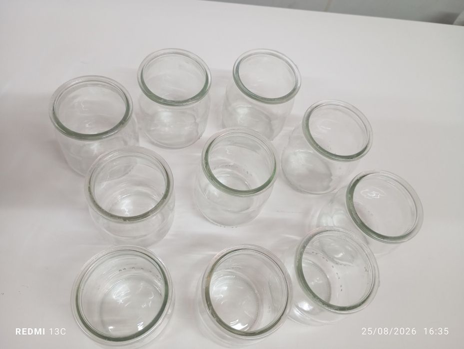 10 copinhos de iogurte em vidro