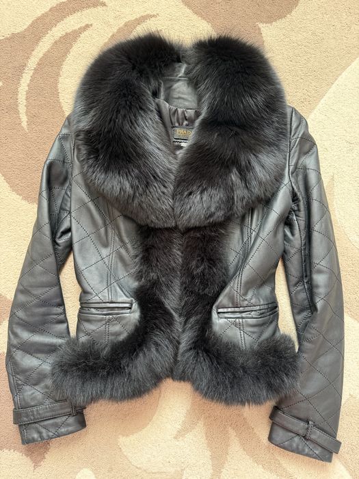Продам шкіряну куртку Prada з натуральним песцем