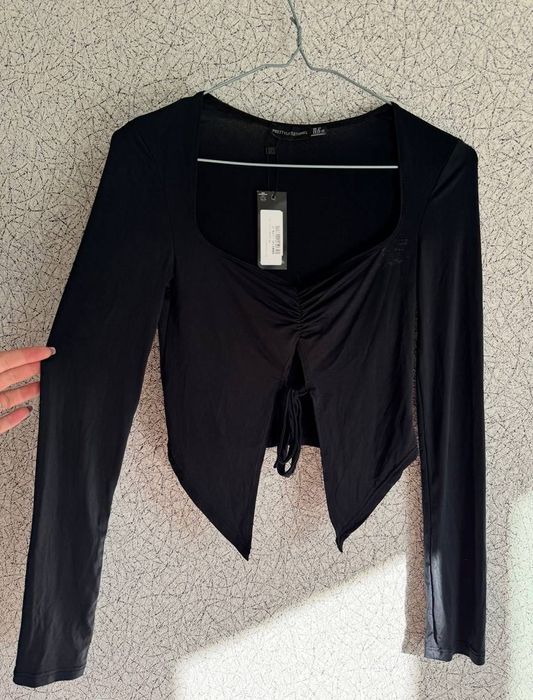 Чорна жіноча блуза