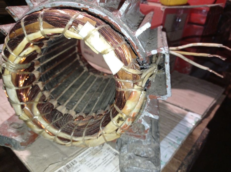 Електродвигун 2.2квт і тп.