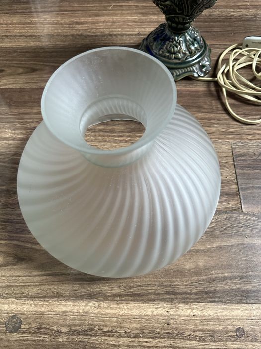 Lampa elektryczna ale naftowa
