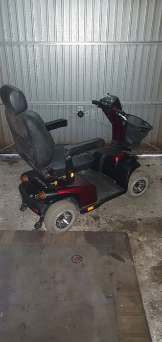 Wózek inwalidzki elektryczny