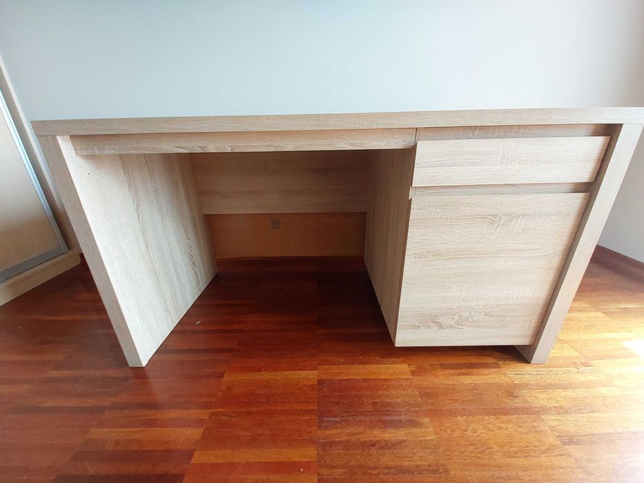 Biurko 140x66 dąb sonoma