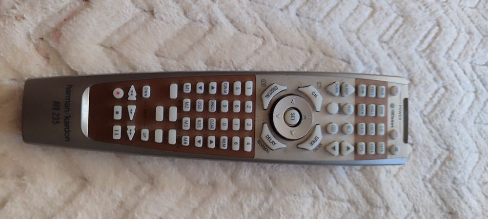 Harman Kardon AVR 235