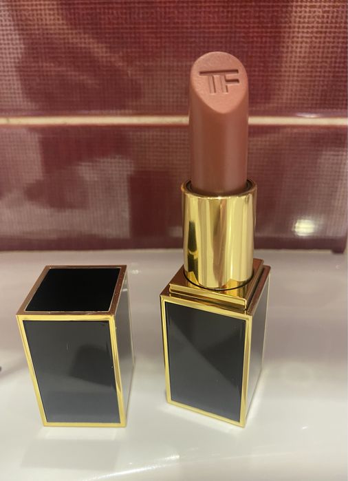Помада-стик Tom Ford Lip Color Matte