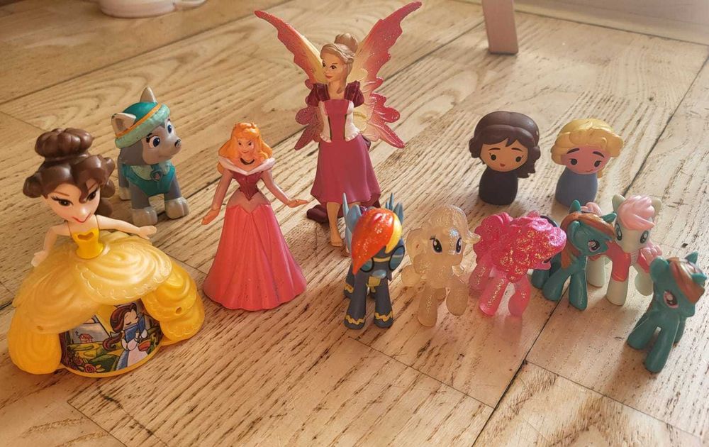 Laleczki koniki my little pony w pudełku