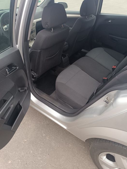 Opel Astra 2007 року